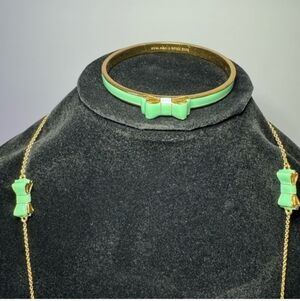 Kate Spade Elegant Green and Gold Bow Necklace & Bracelet Set